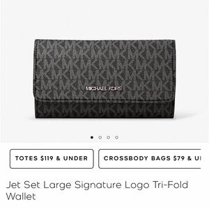 Michael Kors Black Wallet Signature Design